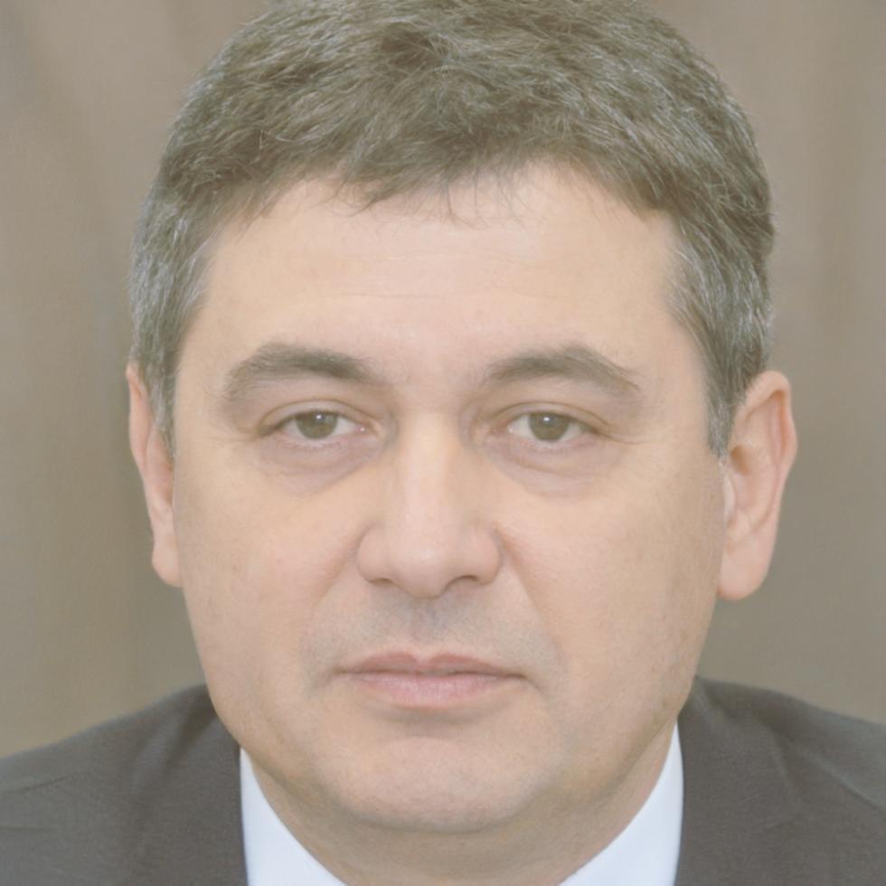 Portrait de Marc Dubois, expert en crédit immobilier
